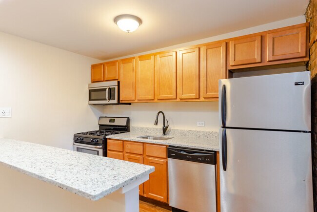 1134 W Armitage Ave in Chicago, IL - Building Photo - Building Photo