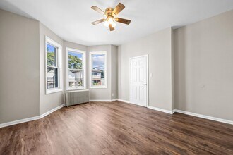 34 W 18th St in Bayonne, NJ - Building Photo - Building Photo