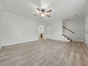 908 Micro Way in Knoxville, TN - Building Photo - Building Photo