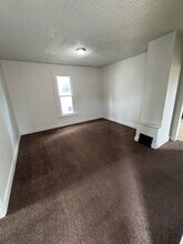 1237 Nuttman Ave in Fort Wayne, IN - Building Photo - Building Photo