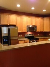 15556 Empress Ave N in Hugo, MN - Building Photo - Building Photo