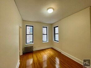East 38th Street in New York, NY - Building Photo - Building Photo