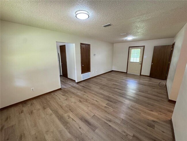 8120 Centre St in Citronelle, AL - Building Photo - Building Photo