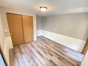 1522 Indianola Ave in Columbus, OH - Building Photo - Building Photo