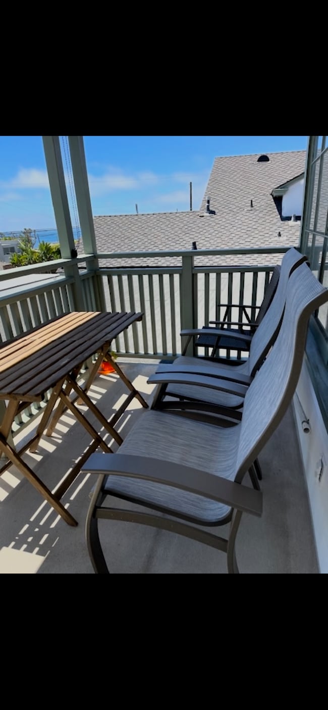 277 Diamond St in Laguna Beach, CA - Building Photo - Building Photo