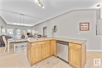 4408-4438 38 St in Bonnyville, AB - Building Photo - Building Photo