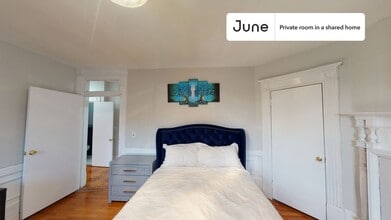 Private bedroom in 4 bed/1 bath Home in New York, NY - Building Photo - Building Photo