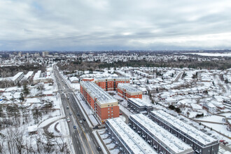 17Hundred in Oshawa, ON - Building Photo - Building Photo