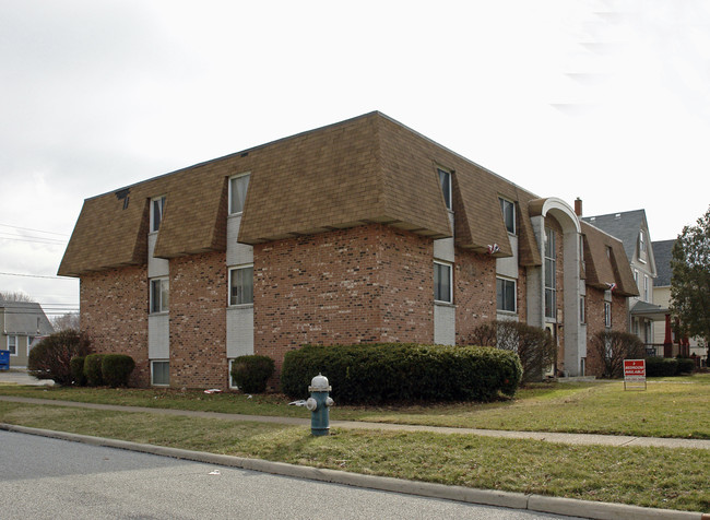 960 E Erie Ave in Lorain, OH - Building Photo - Building Photo