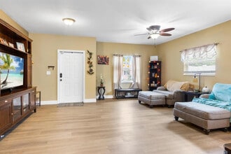 6570 NW 24th Ct in Margate, FL - Building Photo - Building Photo