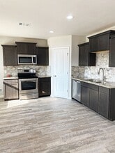 380 Bower Rd in Bridge City, TX - Building Photo - Building Photo