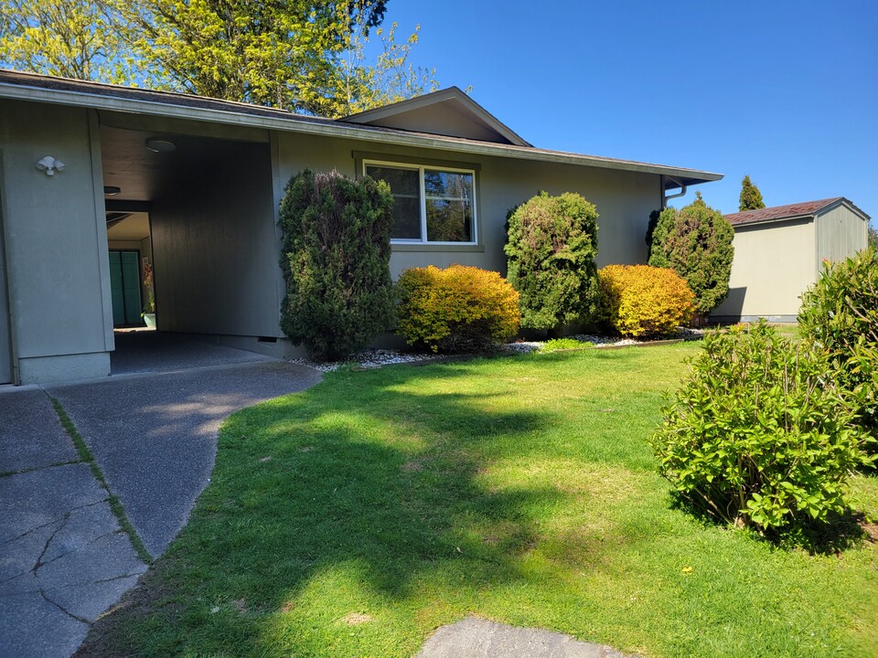 7610 Chinook Ave, Unit 7610 Chinook Ave in Gig Harbor, WA - Foto de edificio