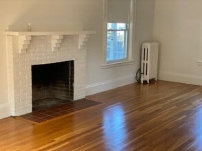 2 Martin St in Marblehead, MA - Building Photo - Building Photo