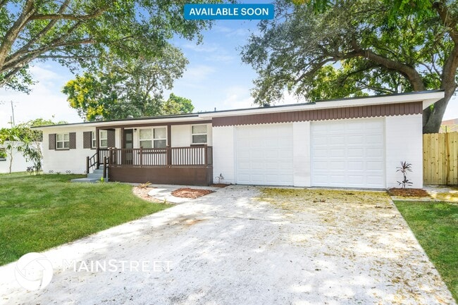property at 3226 Drake Dr