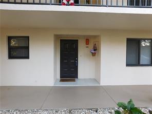 4955 Pepper Cir-Unit -B-105 in Naples, FL - Building Photo - Building Photo