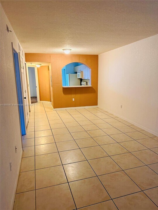 1250 SE 29th St in Homestead, FL - Building Photo