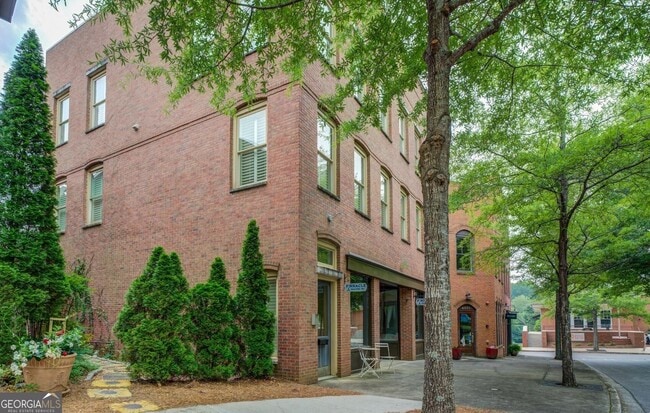 4165 Raphael Street in Covington, GA - Building Photo - Building Photo