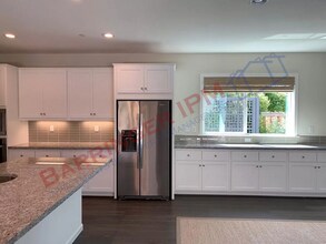 3931 Comstock Pl in Tracy, CA - Building Photo - Building Photo