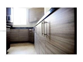 2714 SW 81st Terrace in Miramar, FL - Building Photo - Building Photo