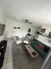 7155 Rue Notre Dame in Miami Beach, FL - Building Photo - Building Photo