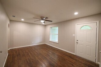 427 Daniel St in Richardson, TX - Building Photo - Building Photo