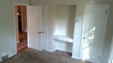 2650 France Ave N in Minneapolis, MN - Building Photo - Building Photo