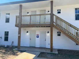 1732 Westhaven Ln in Montgomery, AL - Building Photo