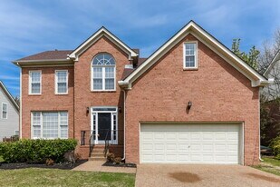 4340 Cambridge Dr, Unit 3-205 in Nashville, TN - Building Photo
