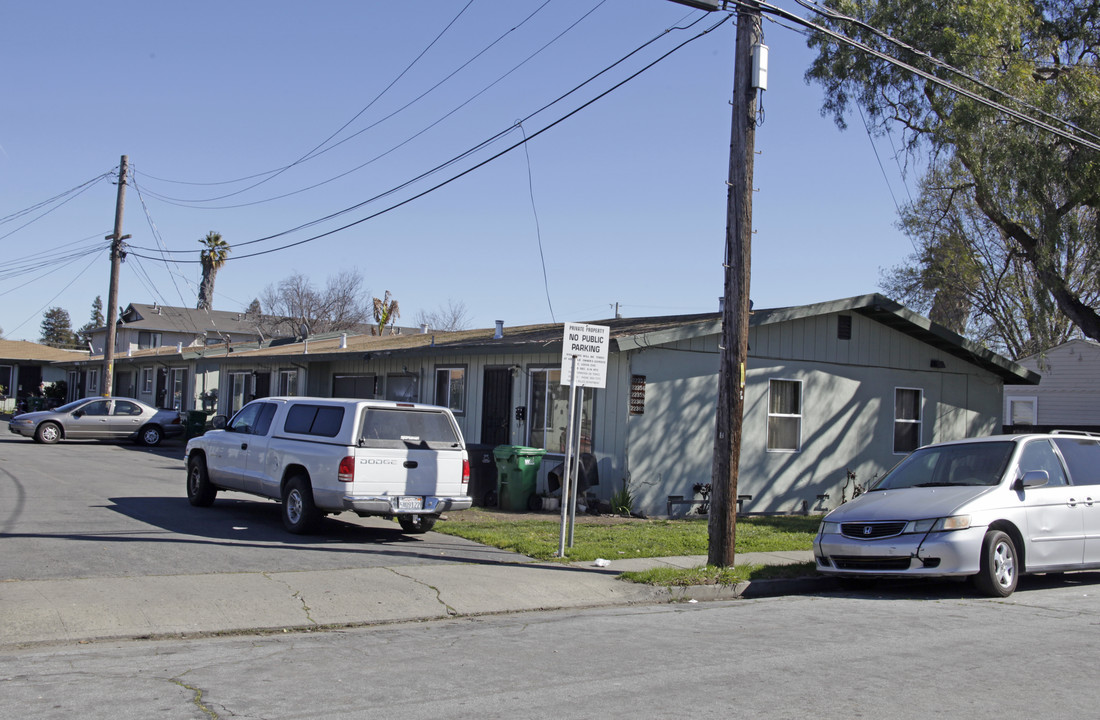 22354-22362 Flagg St in Hayward, CA - Building Photo