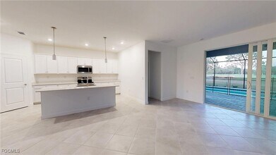 20423 Copperhead Dr in Lehigh Acres, FL - Foto de edificio - Building Photo