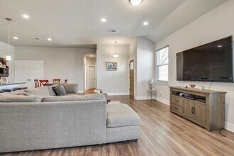 501 Peace Dr in Liberty Hill, TX - Building Photo - Building Photo