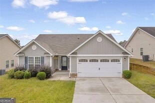 292 Jameston Dr in Jefferson, GA - Building Photo