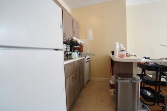 1120 Commonwealth Ave, Unit 11 in Boston, MA - Foto de edificio - Building Photo