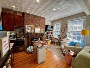 85 Phillips St in Boston, MA - Building Photo - Building Photo