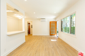 1328 19th St in Santa Monica, CA - Foto de edificio - Building Photo