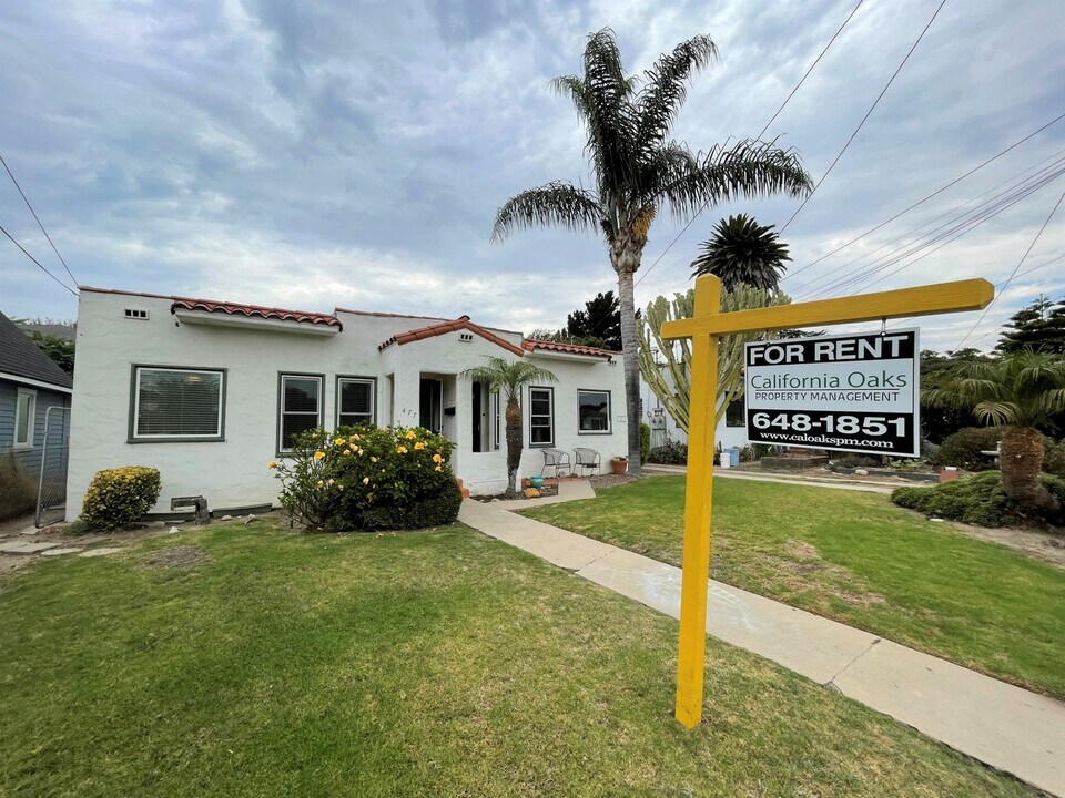 475-479 S Evergreen Dr in Ventura, CA - Building Photo