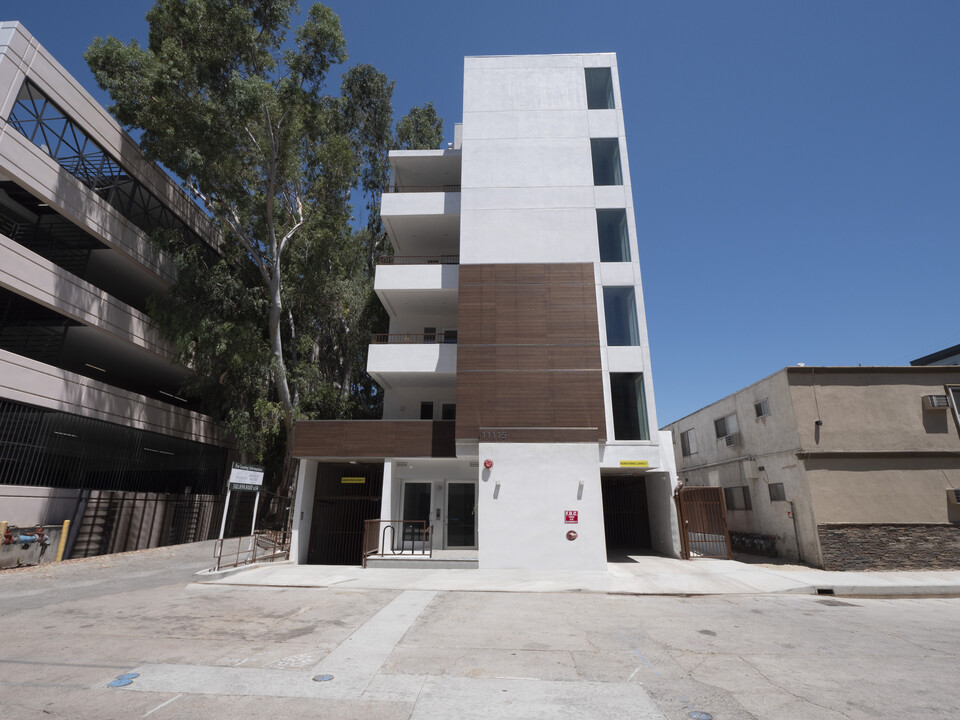 NoHo McCormick in North Hollywood, CA - Building Photo