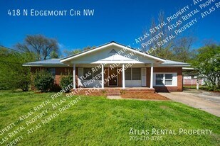 418 N Edgemont Cir NW in Huntsville, AL - Building Photo