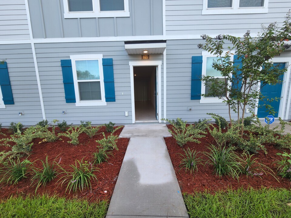 875 Gate Run Rd in Jacksonville, FL - Building Photo