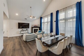 4407 Cinnamon Stone Dr in Arlington, TX - Building Photo - Building Photo