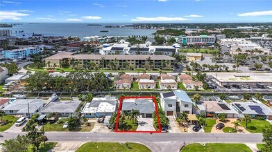 572 Baywood Dr N in Dunedin, FL - Building Photo - Building Photo