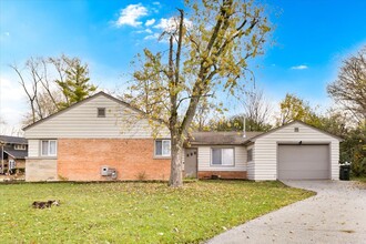 321 Onarga St in Park Forest, IL - Building Photo - Building Photo