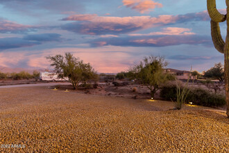 16630 E Barwick Dr in Scottsdale, AZ - Foto de edificio - Building Photo