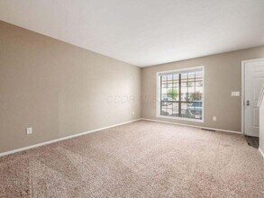 5297 Brandy Oaks Ln in Columbus, OH - Building Photo - Building Photo