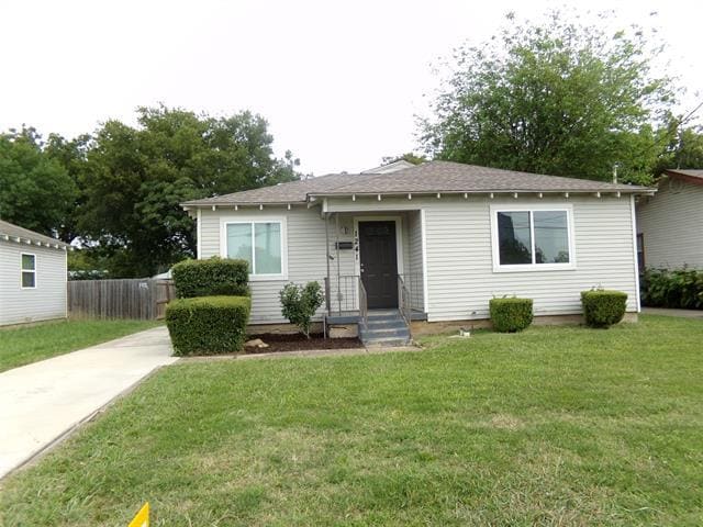 1241 Sleepy Hollow Dr in Dallas, TX - Foto de edificio - Building Photo