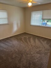 3115 Holiday Dr in Lansing, MI - Building Photo - Building Photo