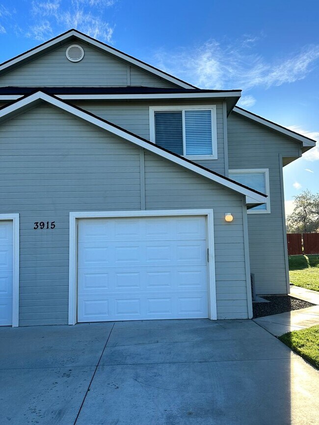 3915 Washington Ave in Caldwell, ID - Building Photo - Building Photo
