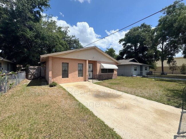 property at 605 Indiana St