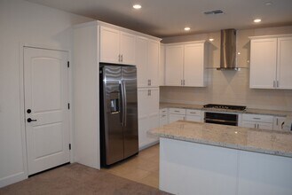 3278 Sidney Way in Folsom, CA - Building Photo - Building Photo