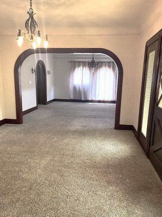 7671 Hanna St in Gilroy, CA - Building Photo
